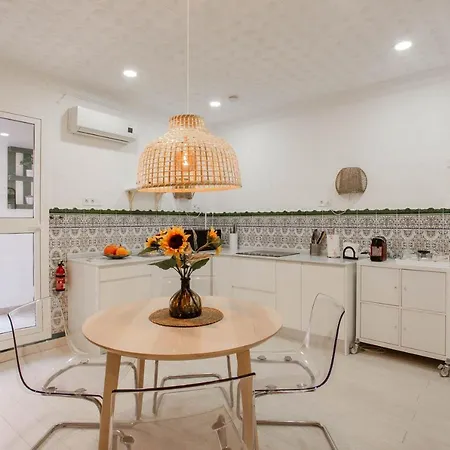 Lovely With Sunny Patio Near The Holiday home