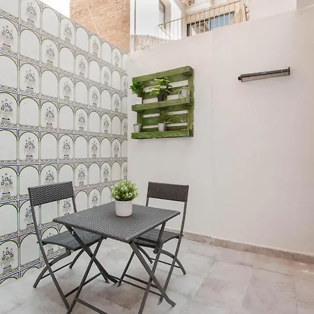 Lovely With Sunny Patio Near The Holiday home